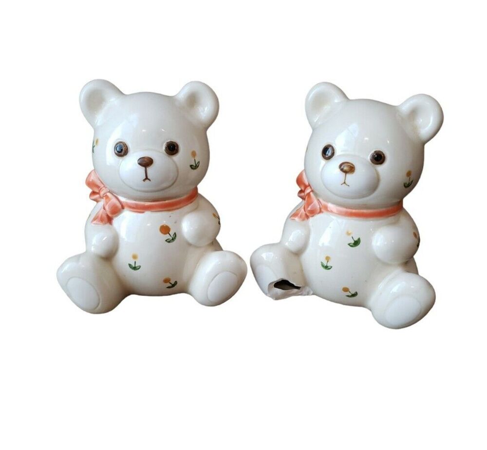 Vintage Otagiri Japan Teddy Bear Ribbon Flowers Salt and Pepper Shakers Read